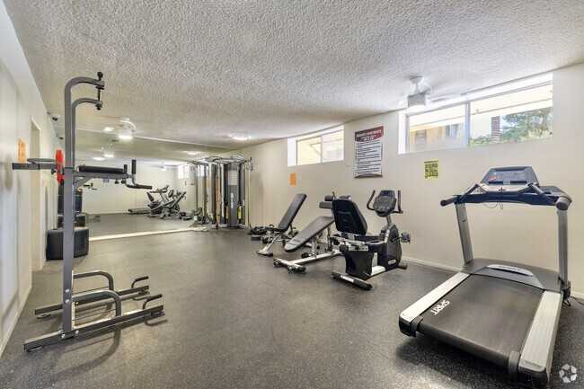 17859 Margate Street Unit 202