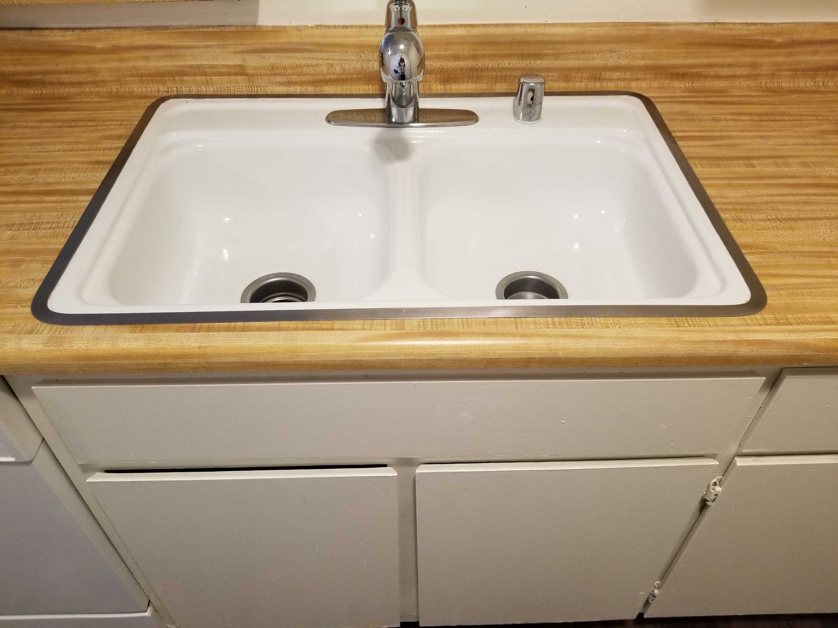11028 Moorpark Street Unit 108 · Photo 1