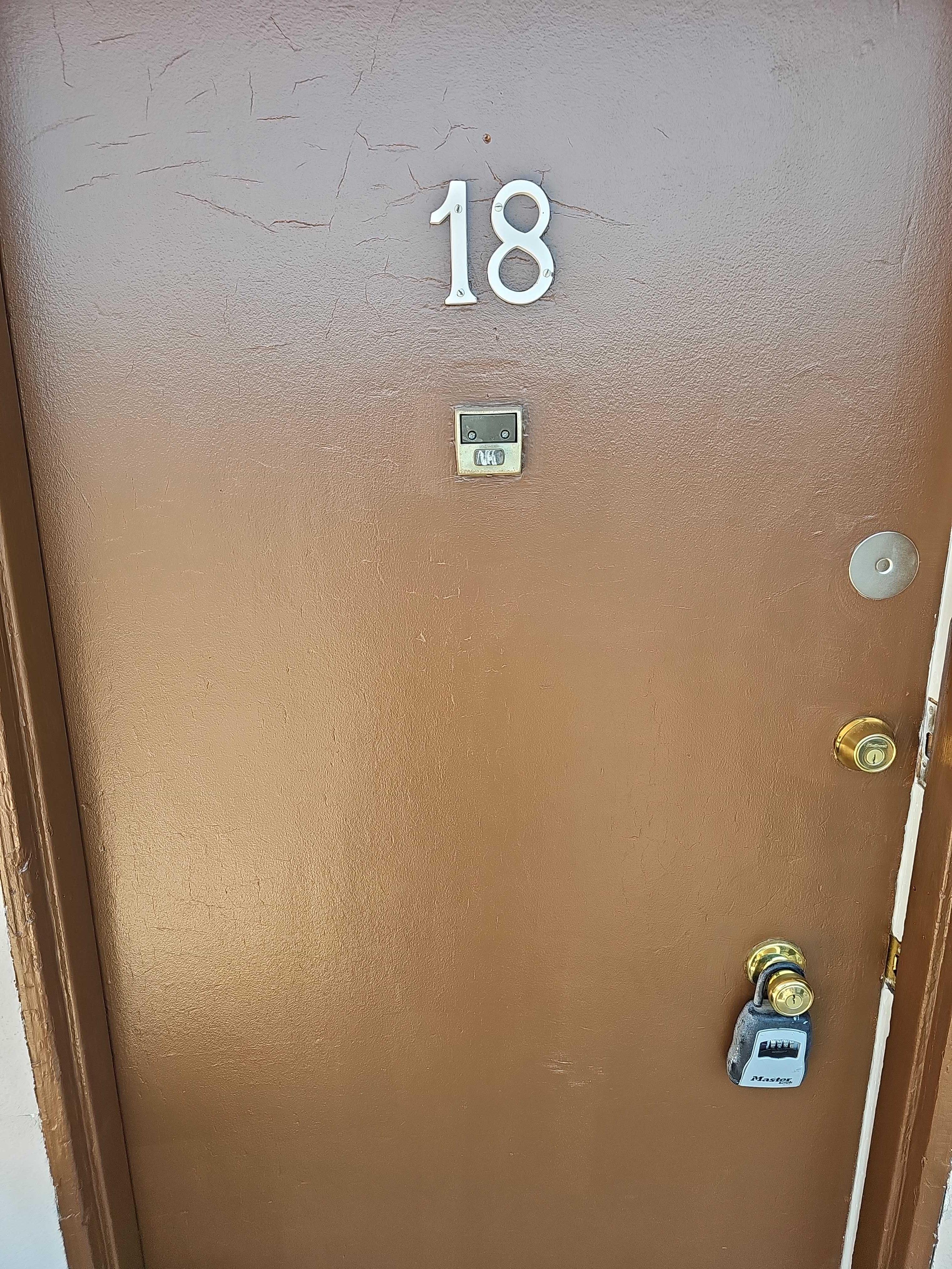 13129 Oxnard Street Unit 18
