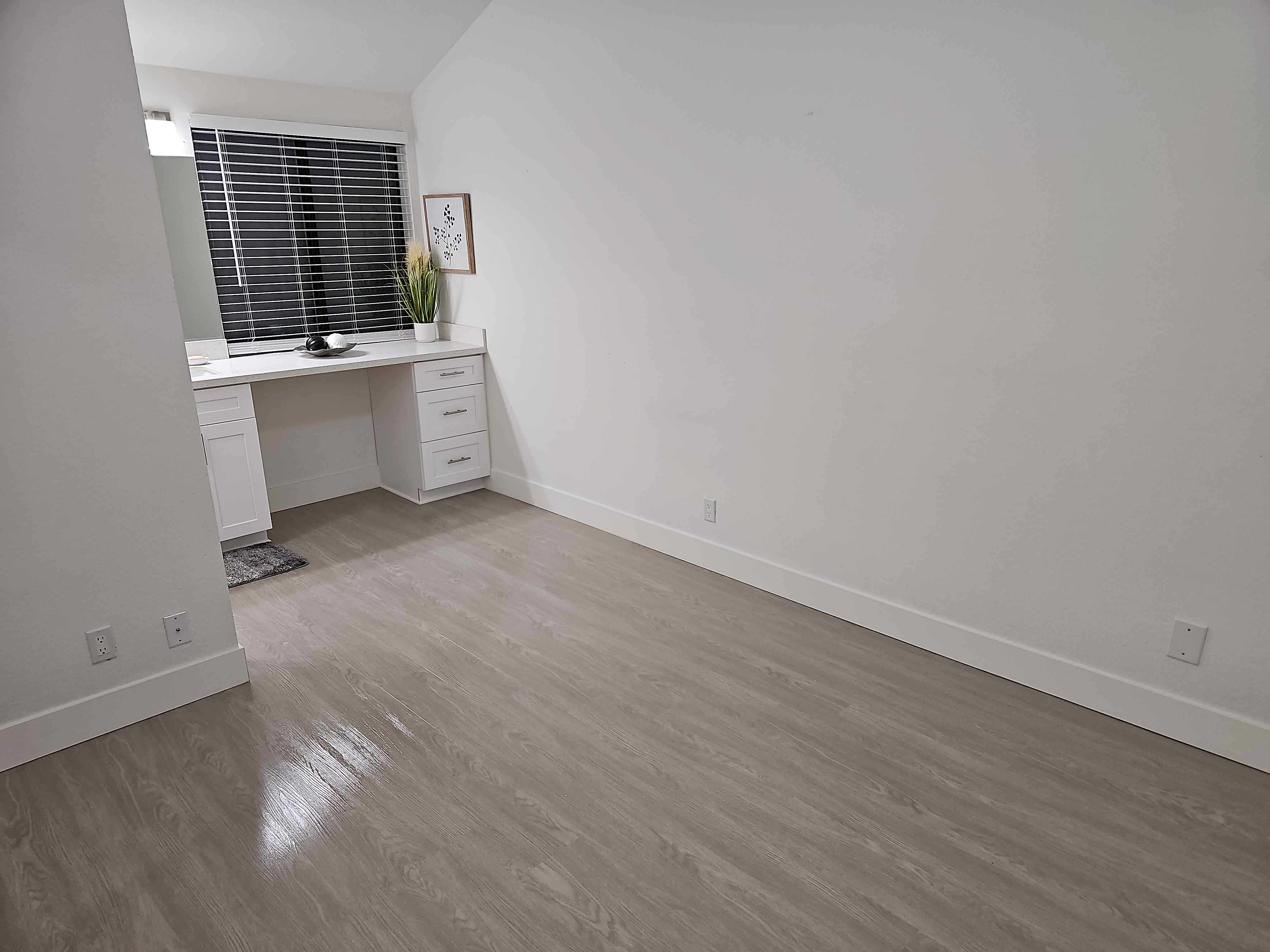 8710 De Soto Avenue Unit 217