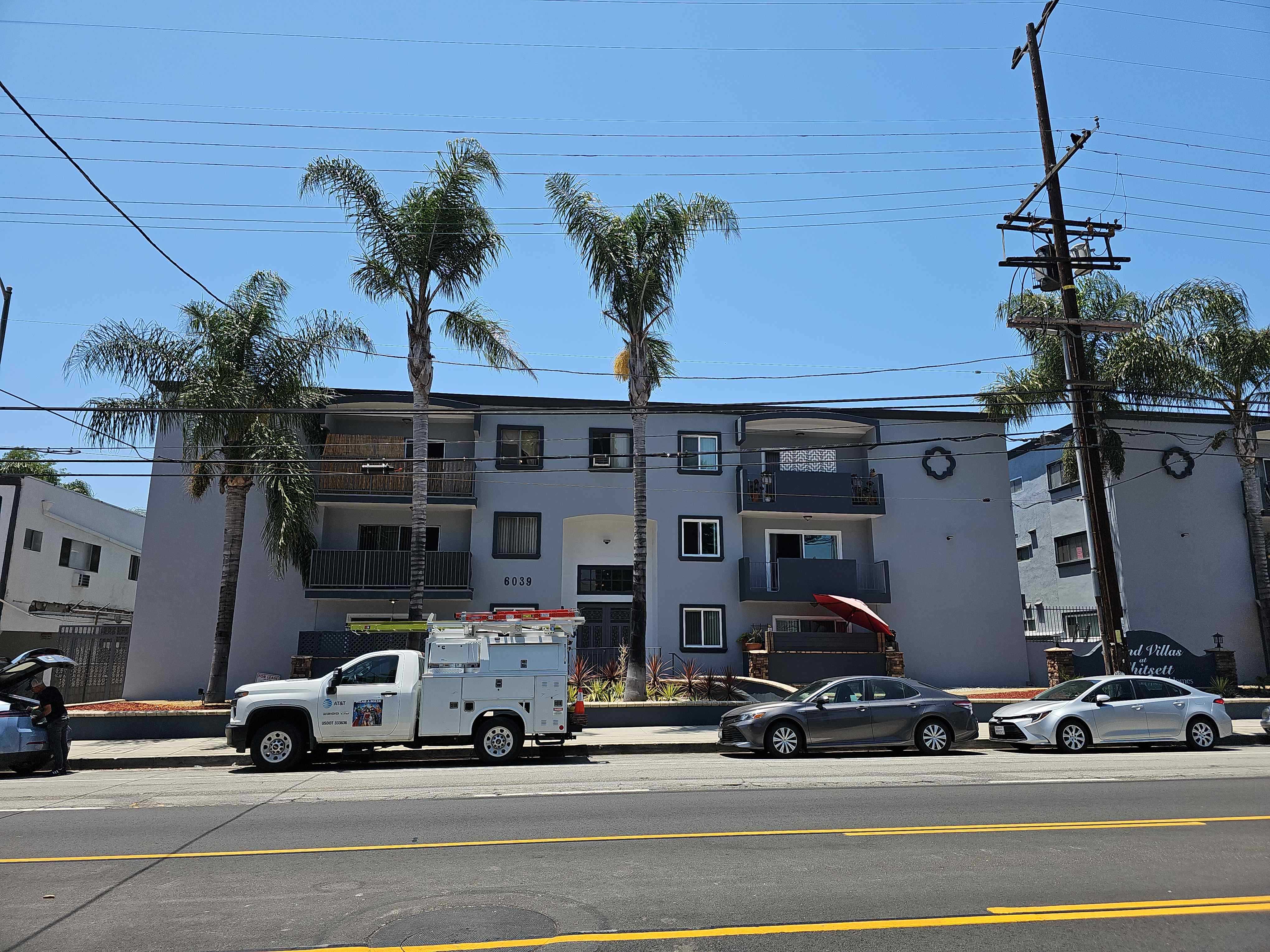 6049 Whitsett Avenue Unit 208