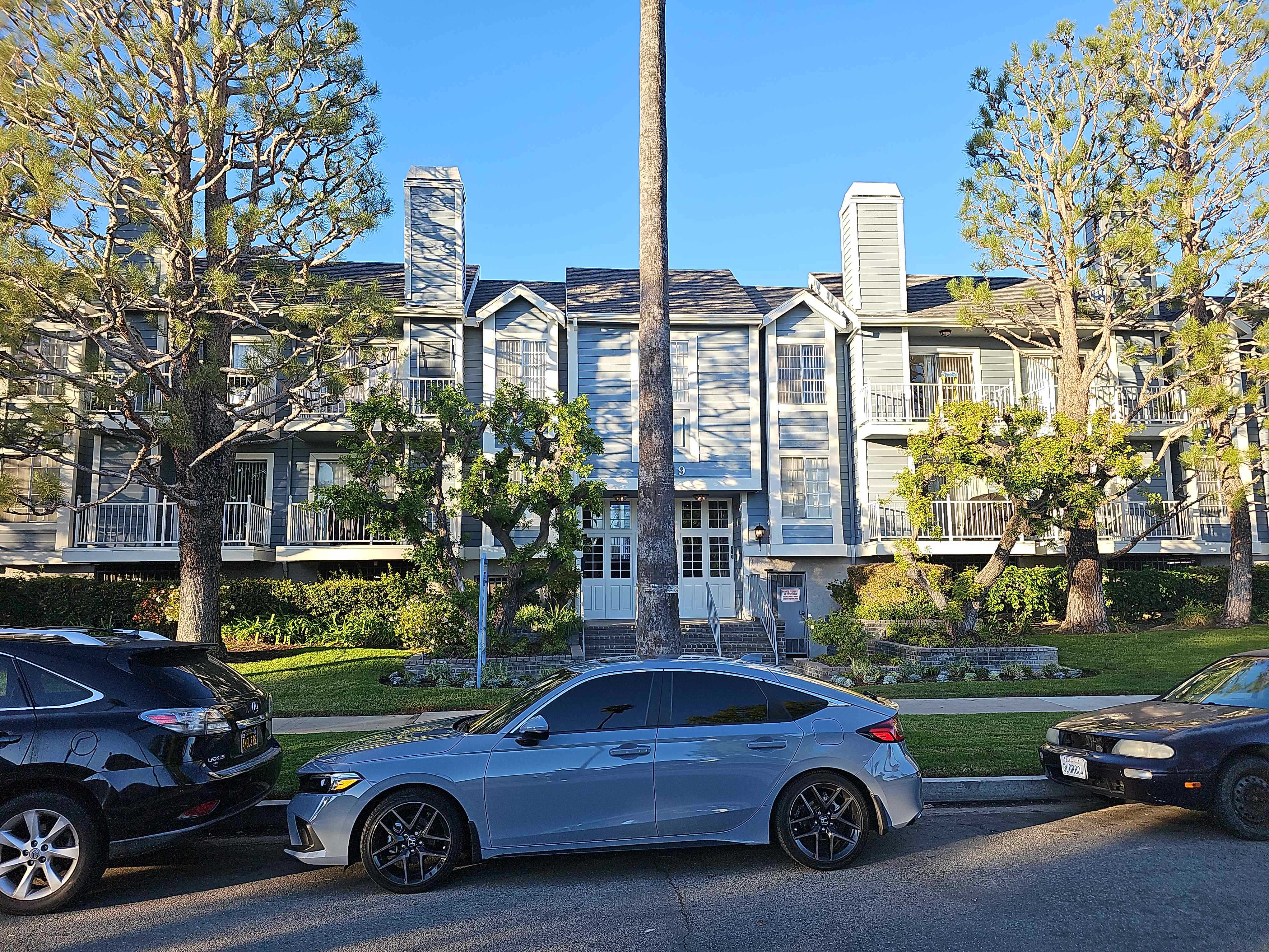 19129 Sherman Way Unit 215