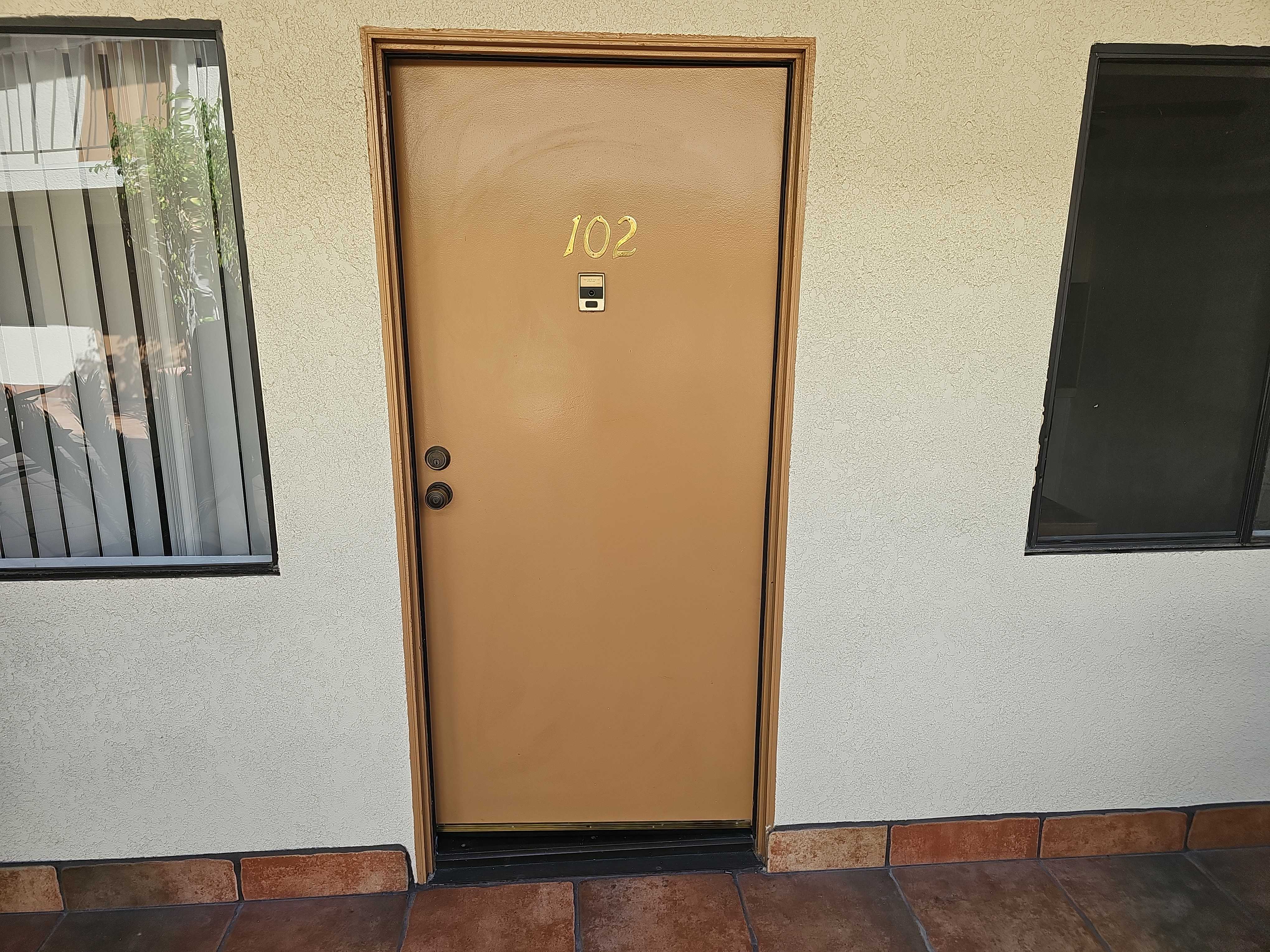 4171 Tujunga Avenue Unit 102