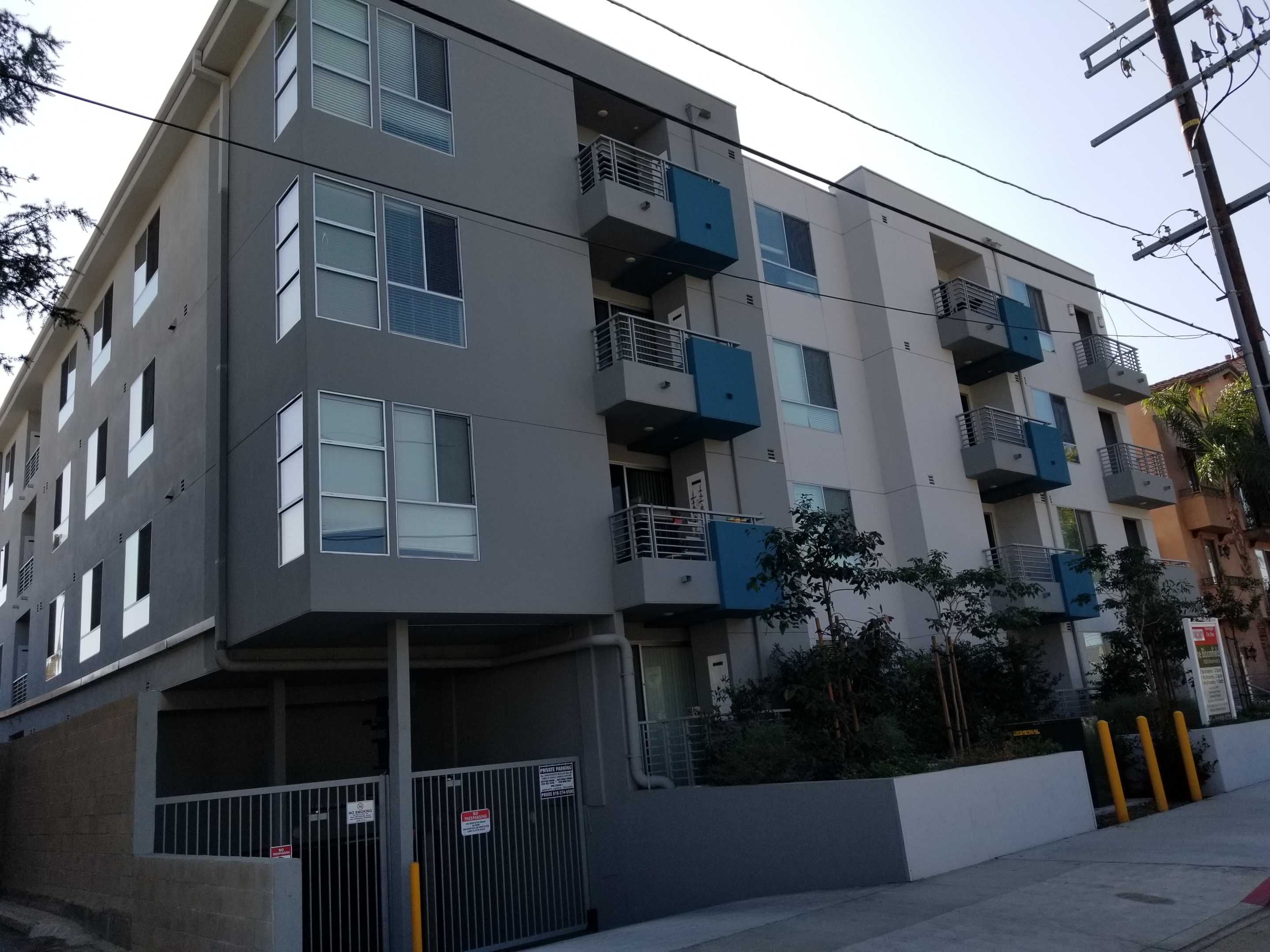 10860 Bloomfield Street Unit 204