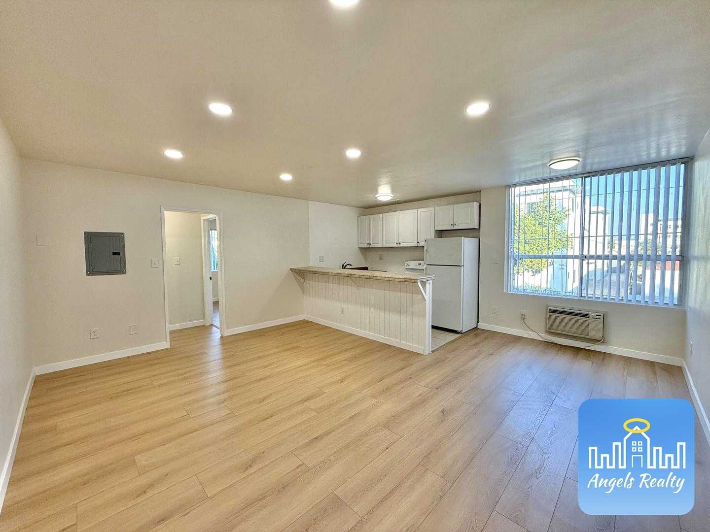 5621 Fulcher Avenue Unit 19