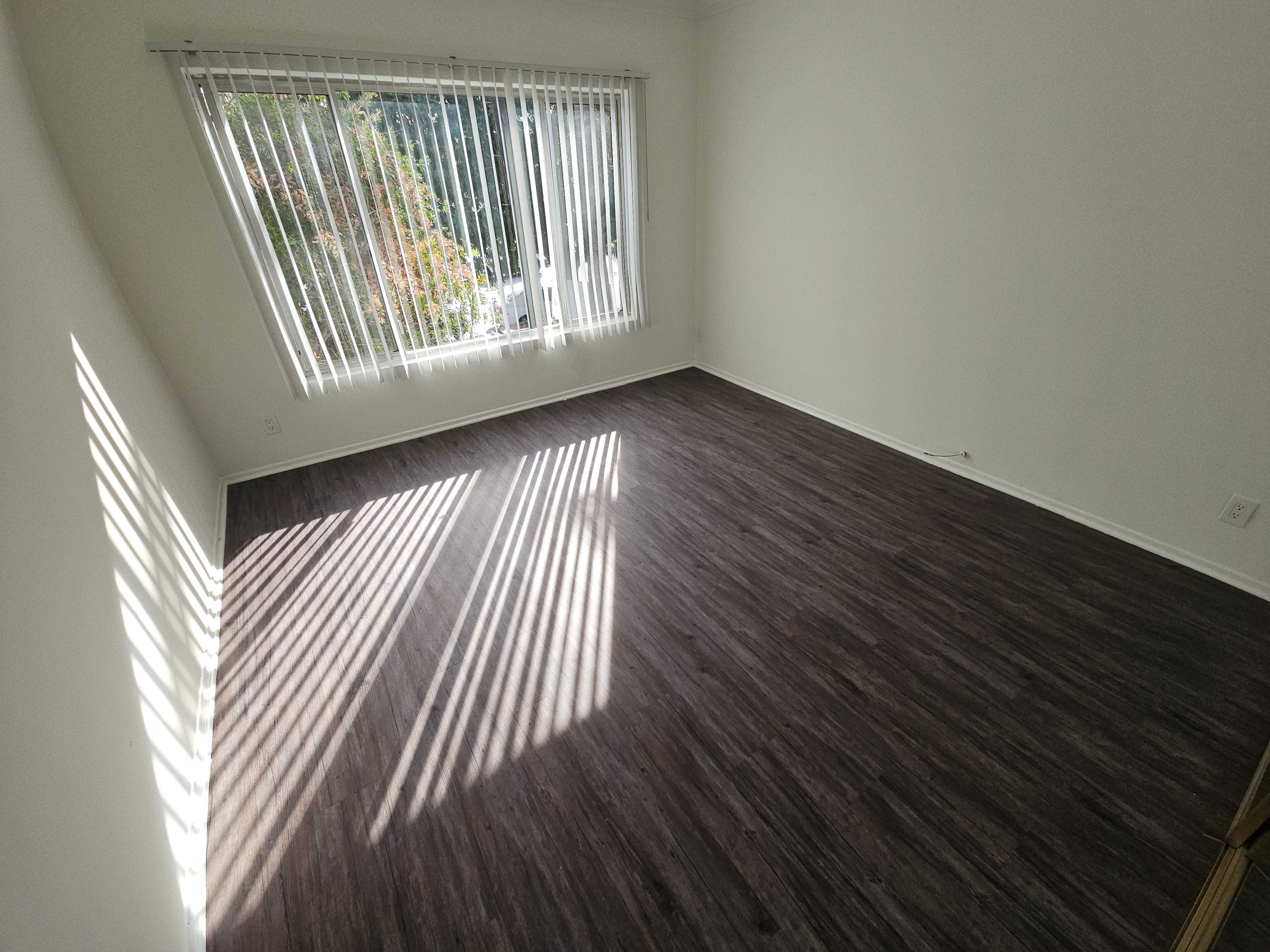 11849 Magnolia Boulevard Unit 11