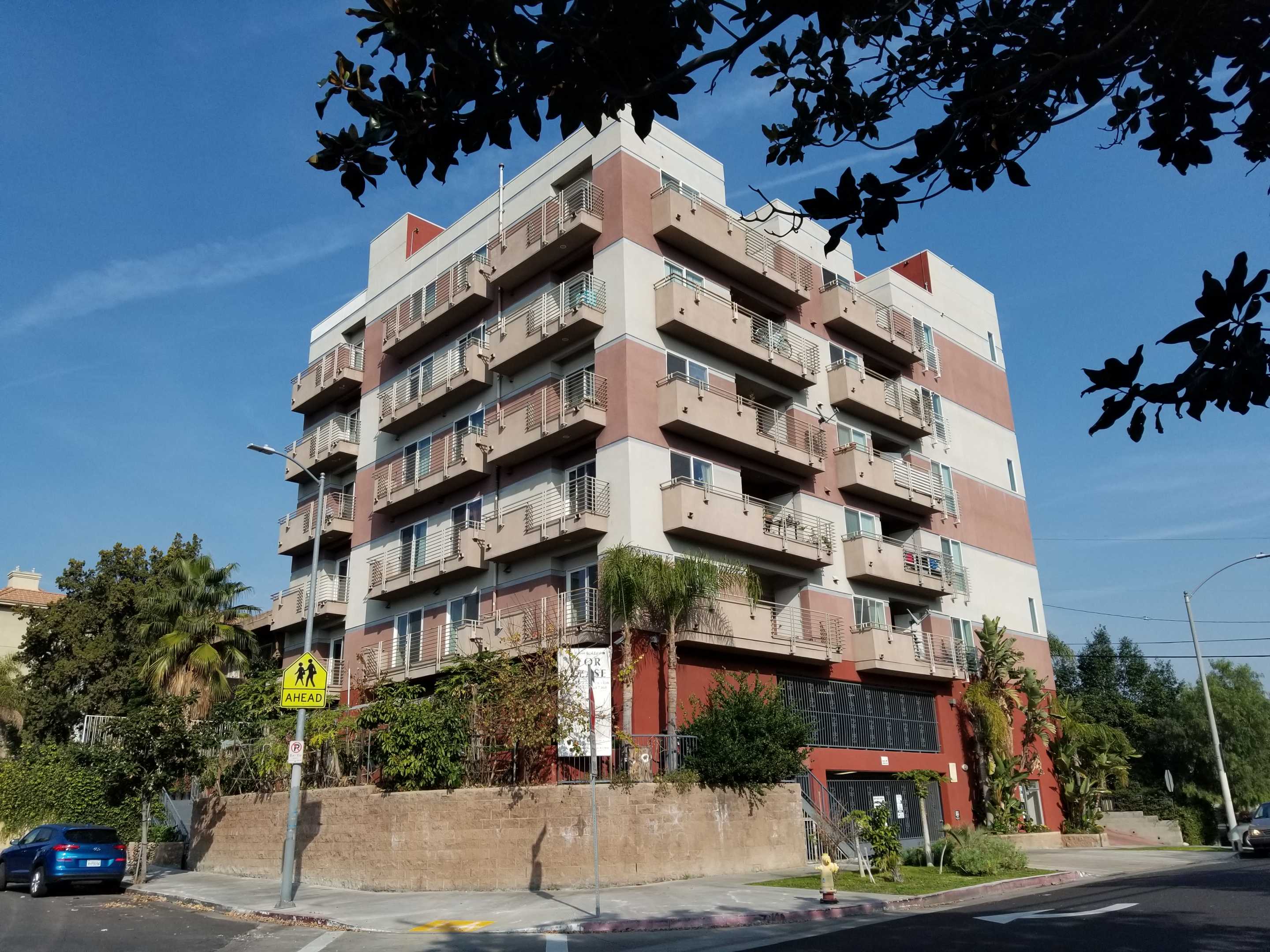 342 South Virgil Avenue Unit 401
