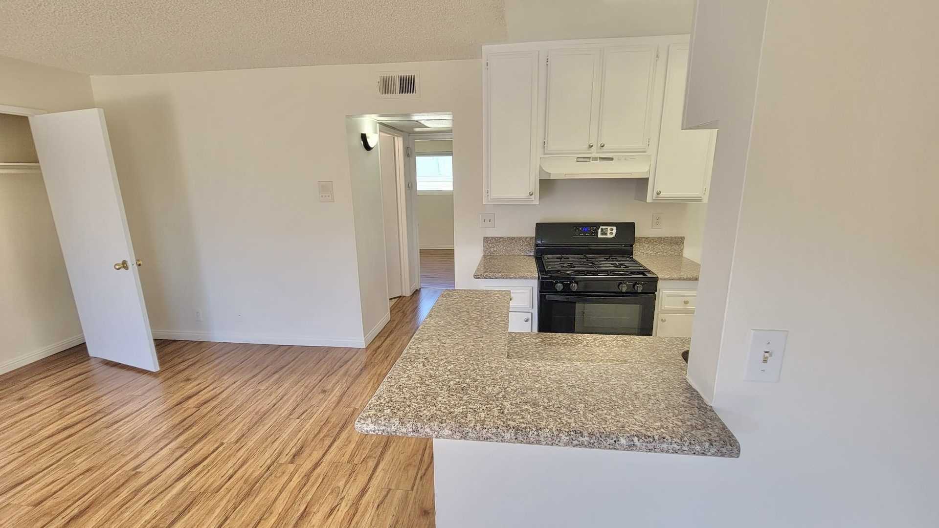 14801 Delano Street Unit 9