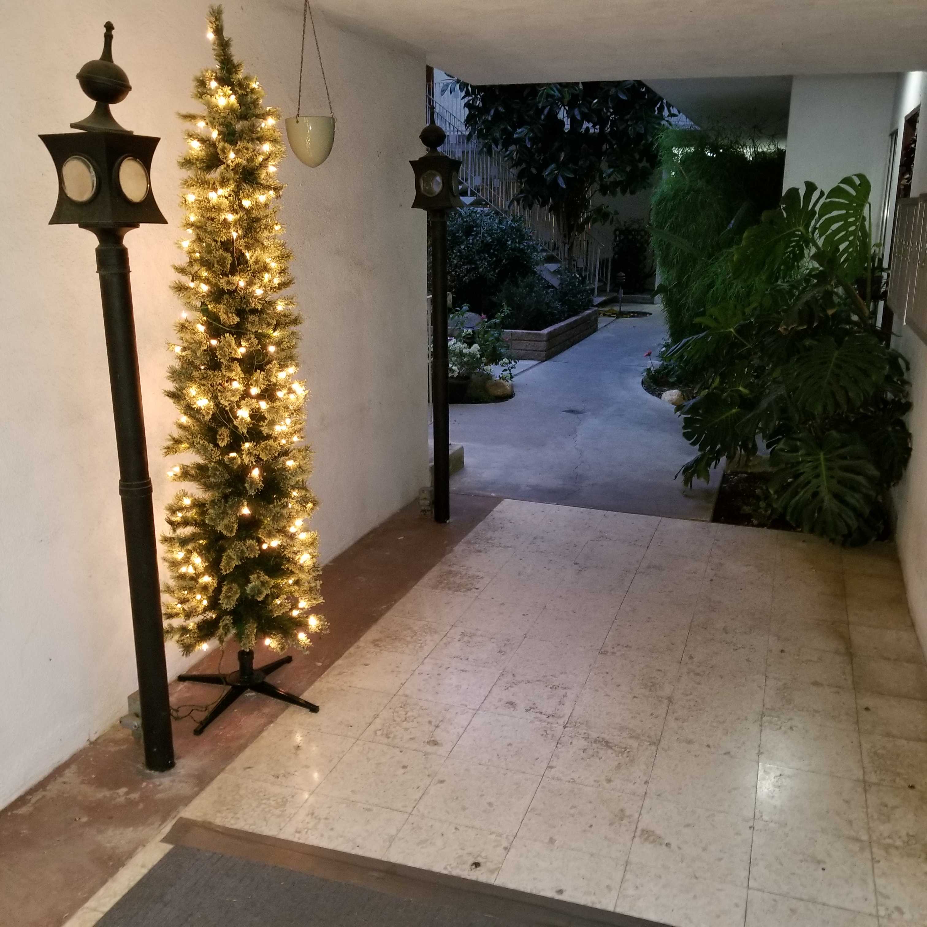 5302 Comercio Lane Unit 16