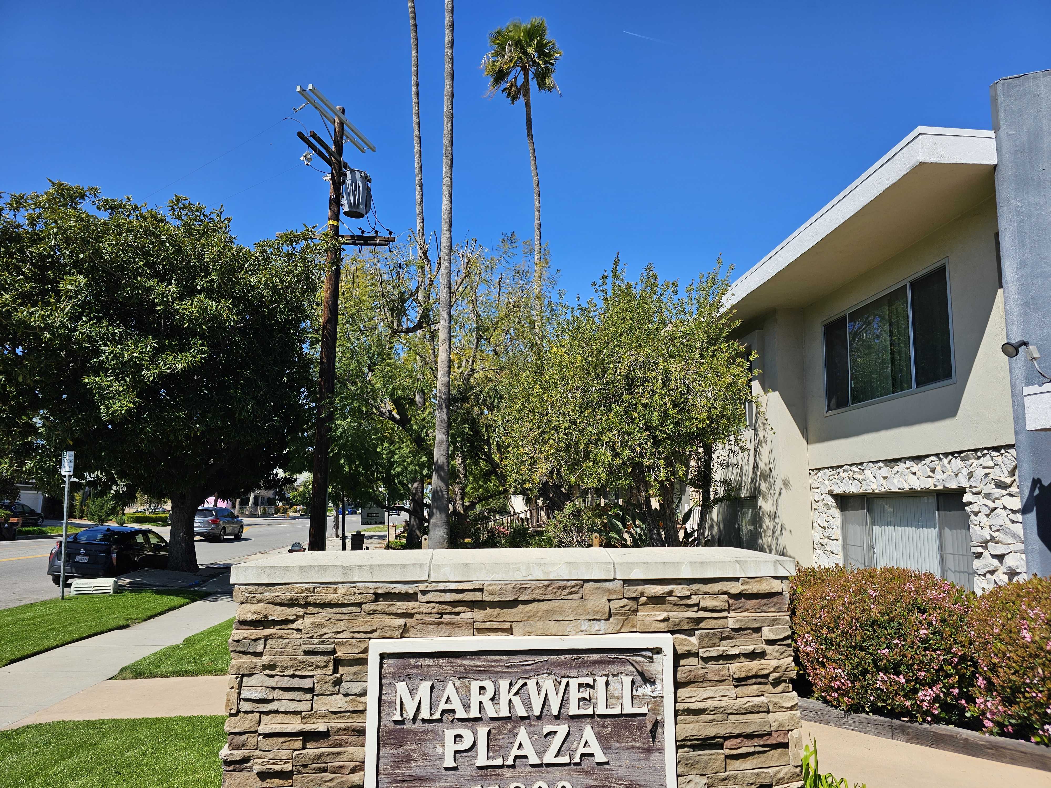 11839 Magnolia Boulevard Unit 26